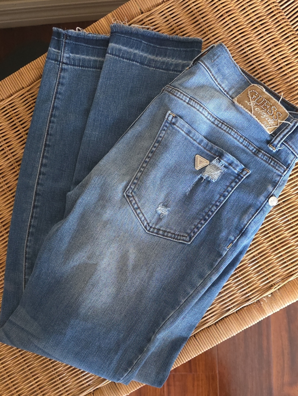 Guess Women's Slim Skinny Jeans in Light Blue Wash